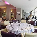 Hotel Logis - Du Nord Et Restaurant La Table D'elisa Compiègne