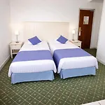 Logis - Du Nord Et Restaurant La Table D'elisa Hotel 3*