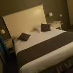 Hotel Logis - Du Nord Et Restaurant La Table D'elisa 3*