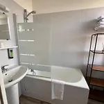 Logis - Du Nord Et Restaurant La Table D'elisa 3*