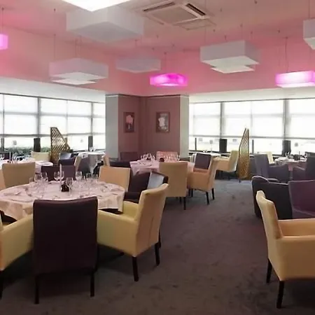 Ξενοδοχείο Logis - Du Nord Et Restaurant La Table D'elisa