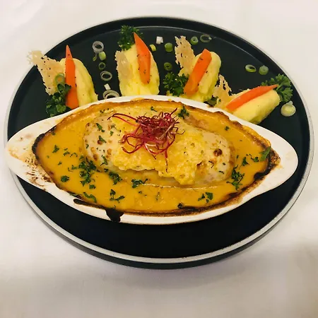 Hotel Logis - Du Nord Et Restaurant La Table D'elisa Compiègne