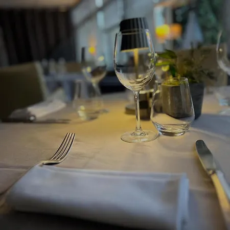 Logis - Du Nord Et Restaurant La Table D'elisa Hotel Compiègne