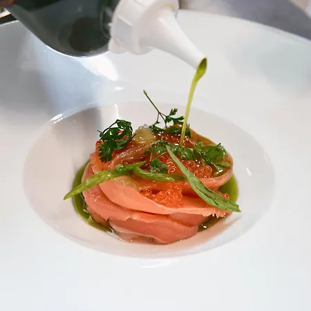 Logis - Du Nord Et Restaurant La Table D'elisa 3*