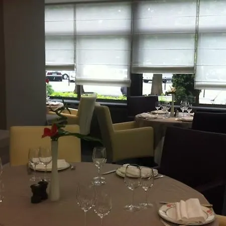 Hotel Logis - Restaurant Du Nord 3*