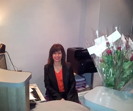 Hotel Logis - Du Nord Et Restaurant La Table D'elisa Compiègne