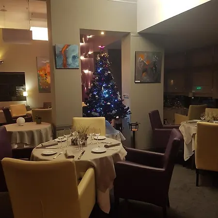 Hotel Logis - Du Nord Et Restaurant La Table D'elisa Compiègne