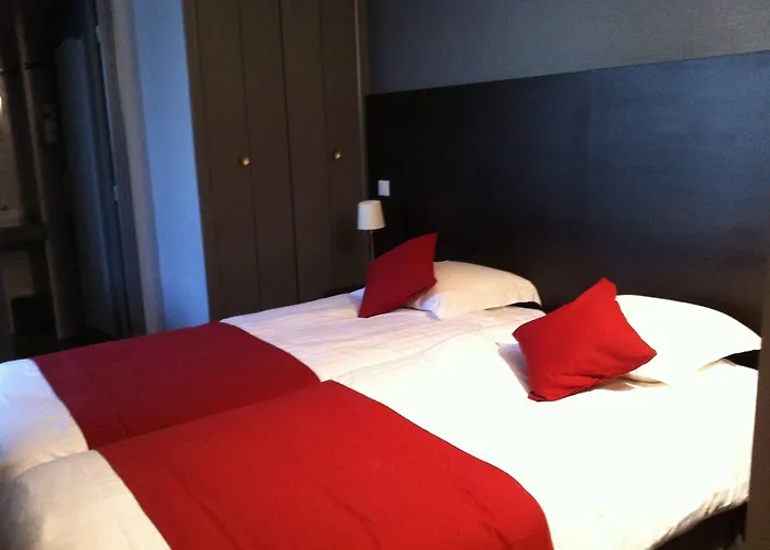 Hotel Logis - Du Nord Et Restaurant La Table D'elisa