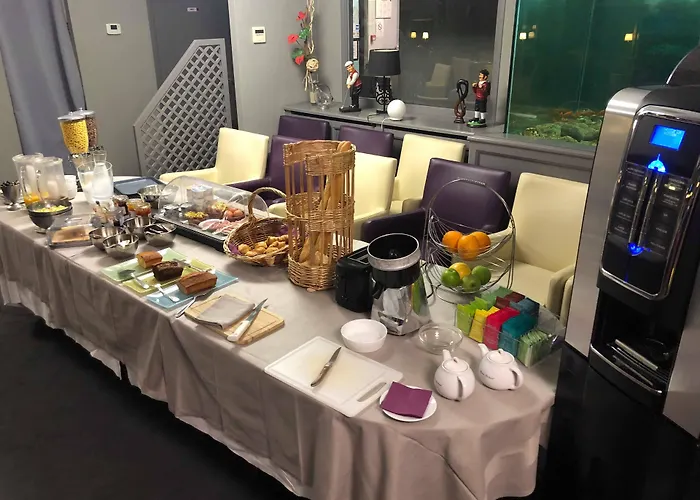 Logis - Du Nord Et Restaurant La Table D'elisa Hotel