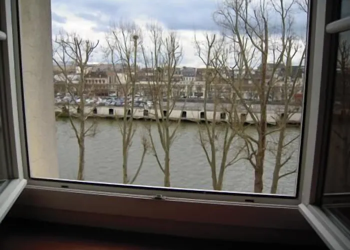 Hotel Logis - Du Nord Et Restaurant La Table D'elisa