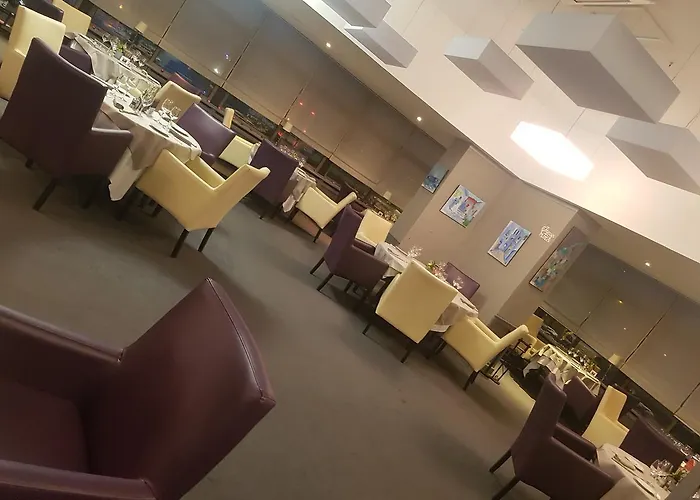 Logis - Du Nord Et Restaurant La Table D'elisa Hotel Compiegne