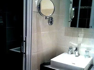 Logis - Du Nord Et Restaurant La Table D'elisa Hotel 3*